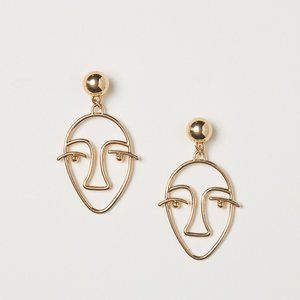 NEW H&M Face gold color earrings